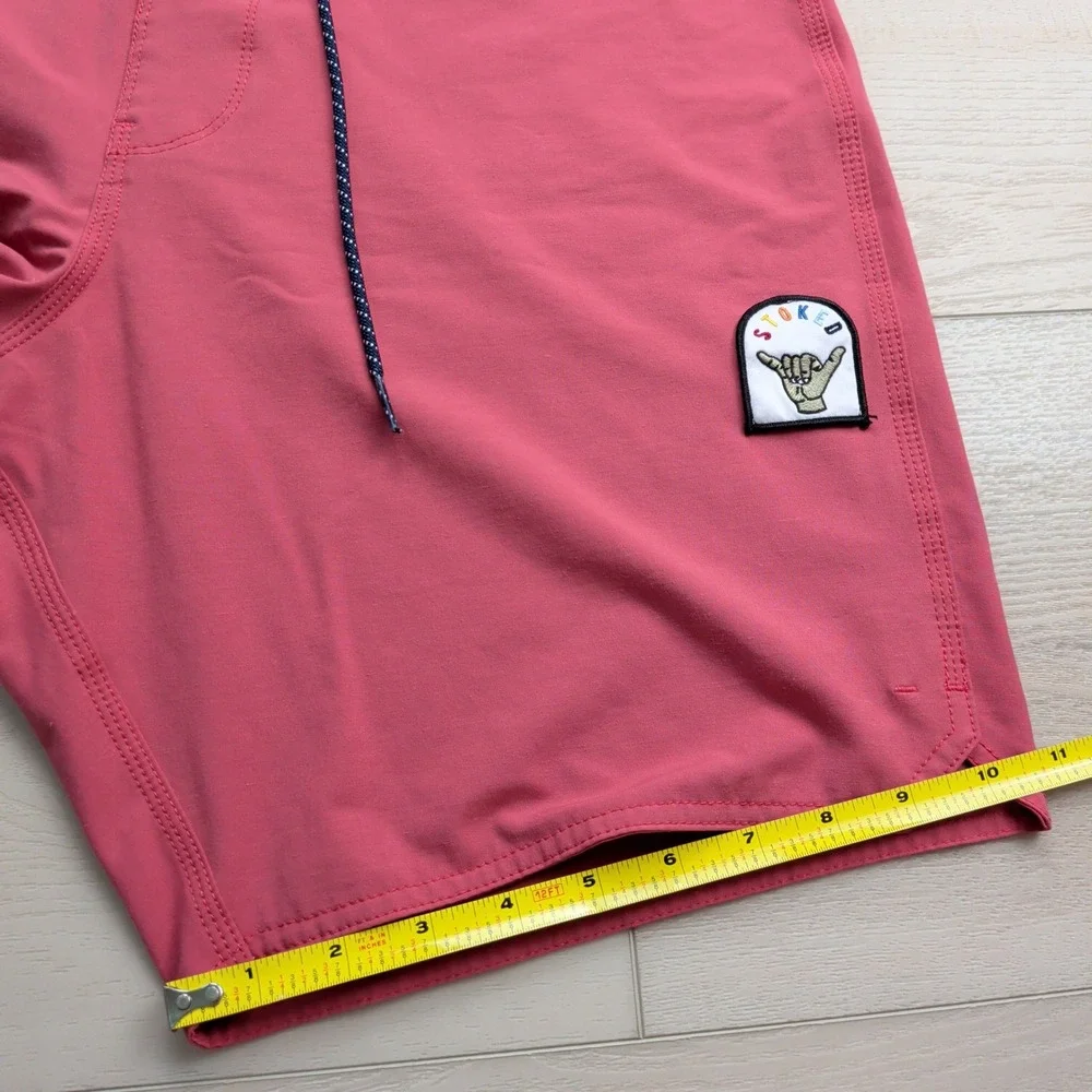 Vissla Solid Sets Board Shorts Mens 34 Swim Trunks Magenta Red Beach Surf